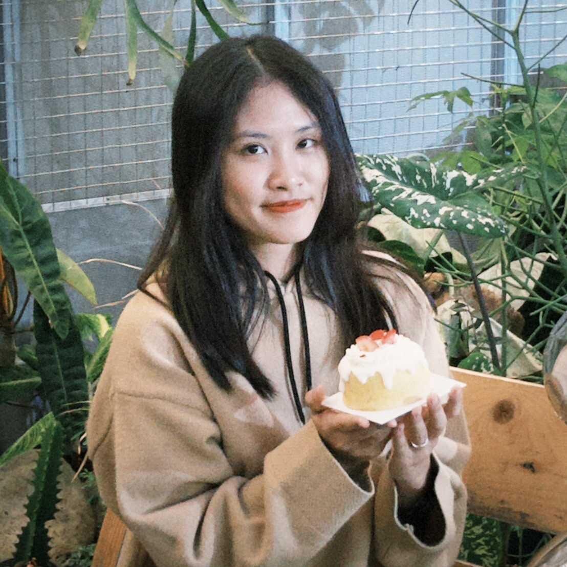 June的大頭照