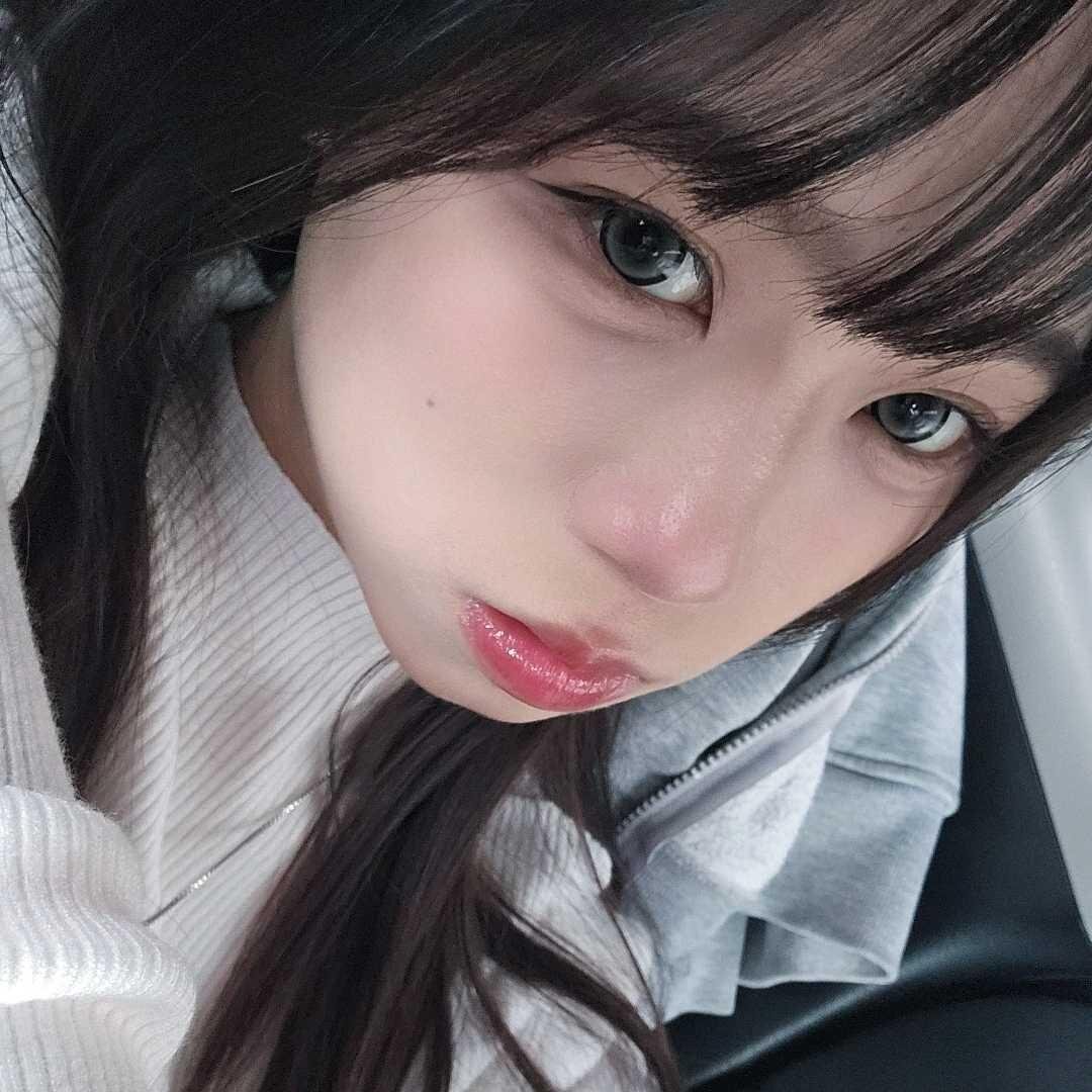 劉姿妍的大頭照