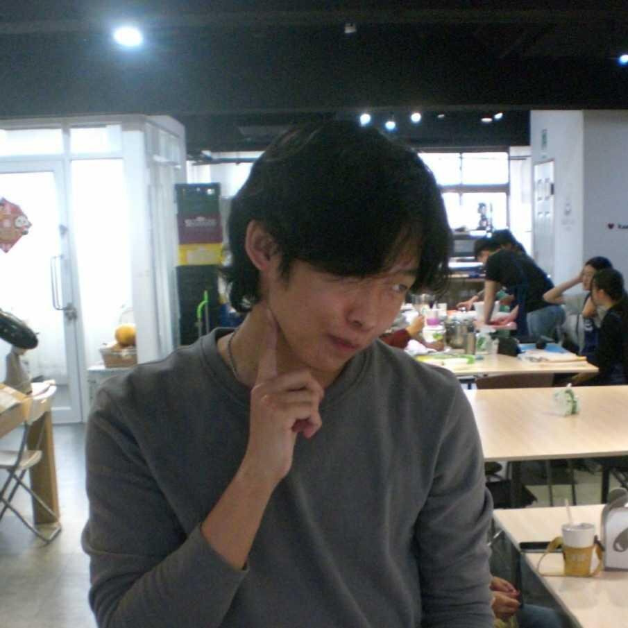 tuse的大頭照