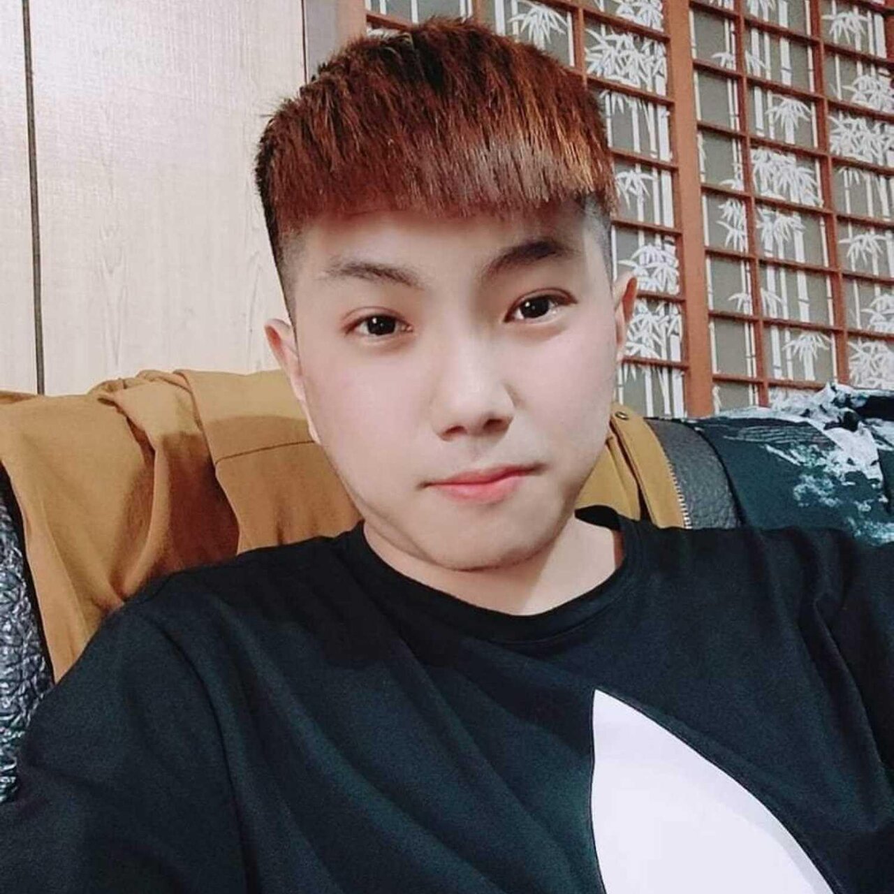 林晉弘的大頭照